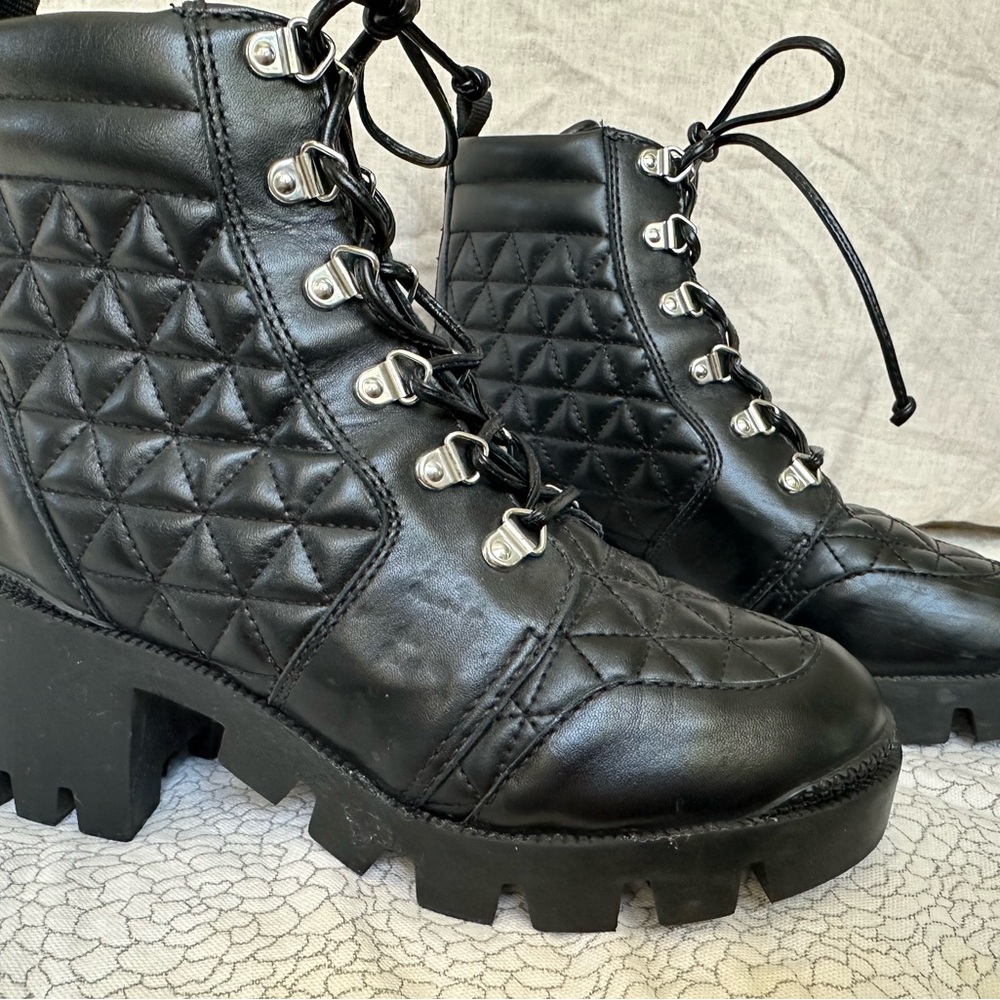 SCHUTZ Black Heeled Boots with Quilted Design